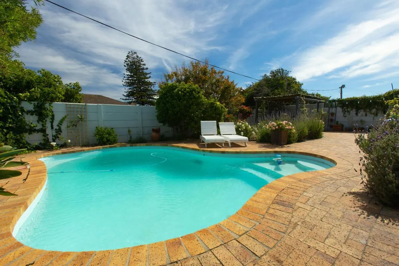 Surf Way Beach Cottage Le Cap 0*,  Afrique du Sud